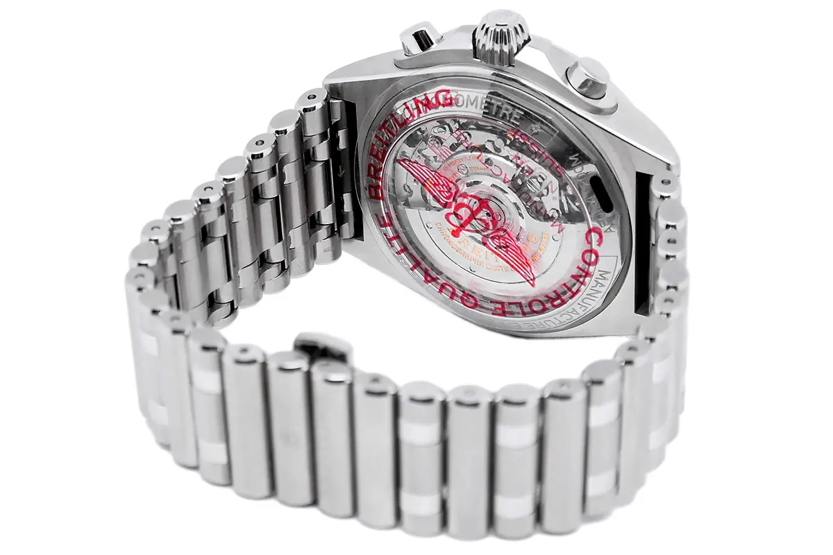 Breitling Chronomat B01 42 Edelstahl AB0134101B1A1 Saphirglasboden Manufakturkaliber