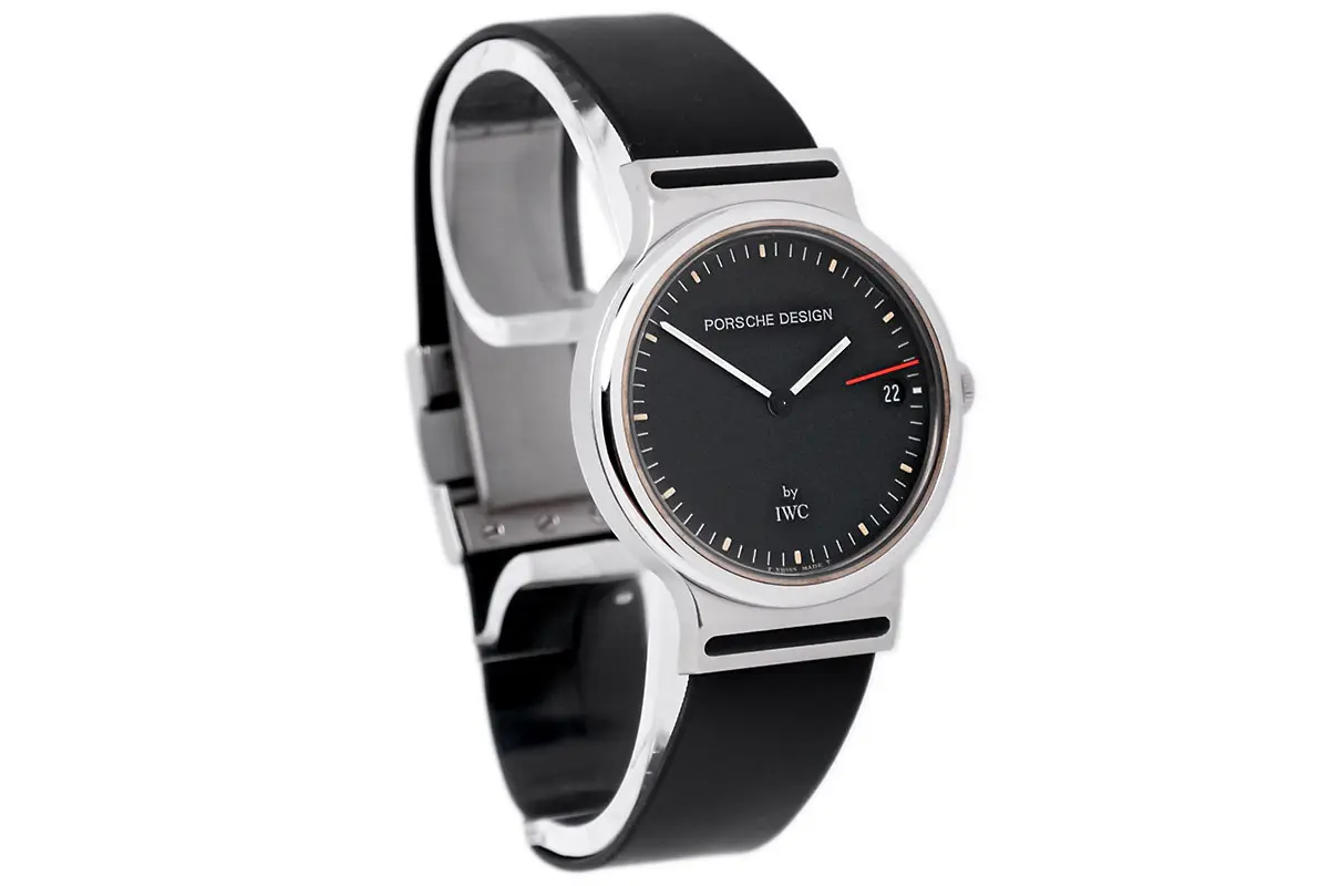 IWC Porsche Design Sportivo 02 Titan 3320 flaches Gehäuseprofil links