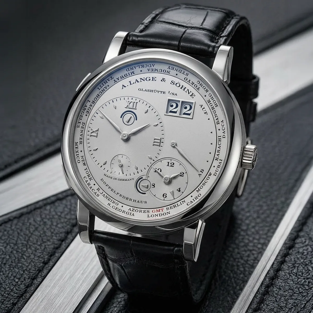 A. Lange & Söhne Lange 1 Zeitzone Platin 116.025 Zifferblatt rhodié Stilleben