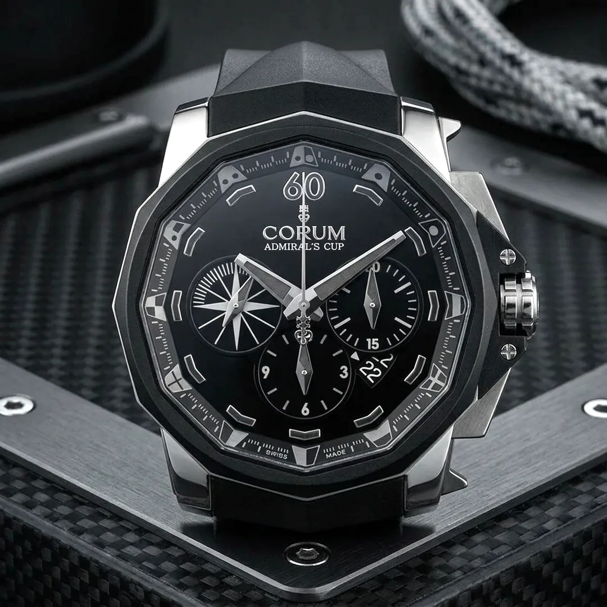 Corum Admiral's Cup Challenger 48 Titan schwarz 753.935.06 Stillleben