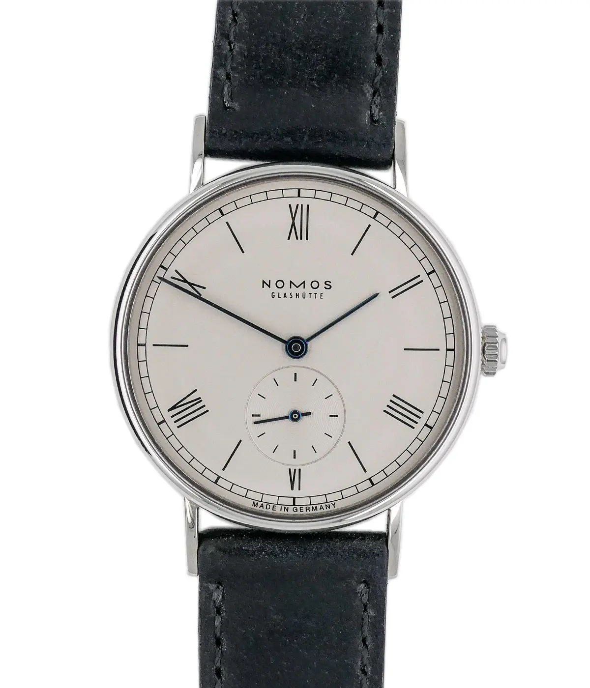 Nomos Glashütte Ludwig Edelstahl 201 NOS weiß versilbert Zifferblattansicht