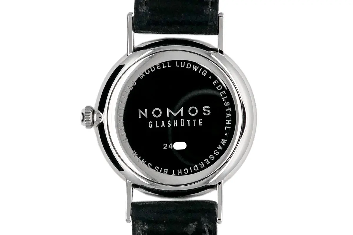 Nomos Glashütte Ludwig Edelstahl 201 massiver Stahlboden