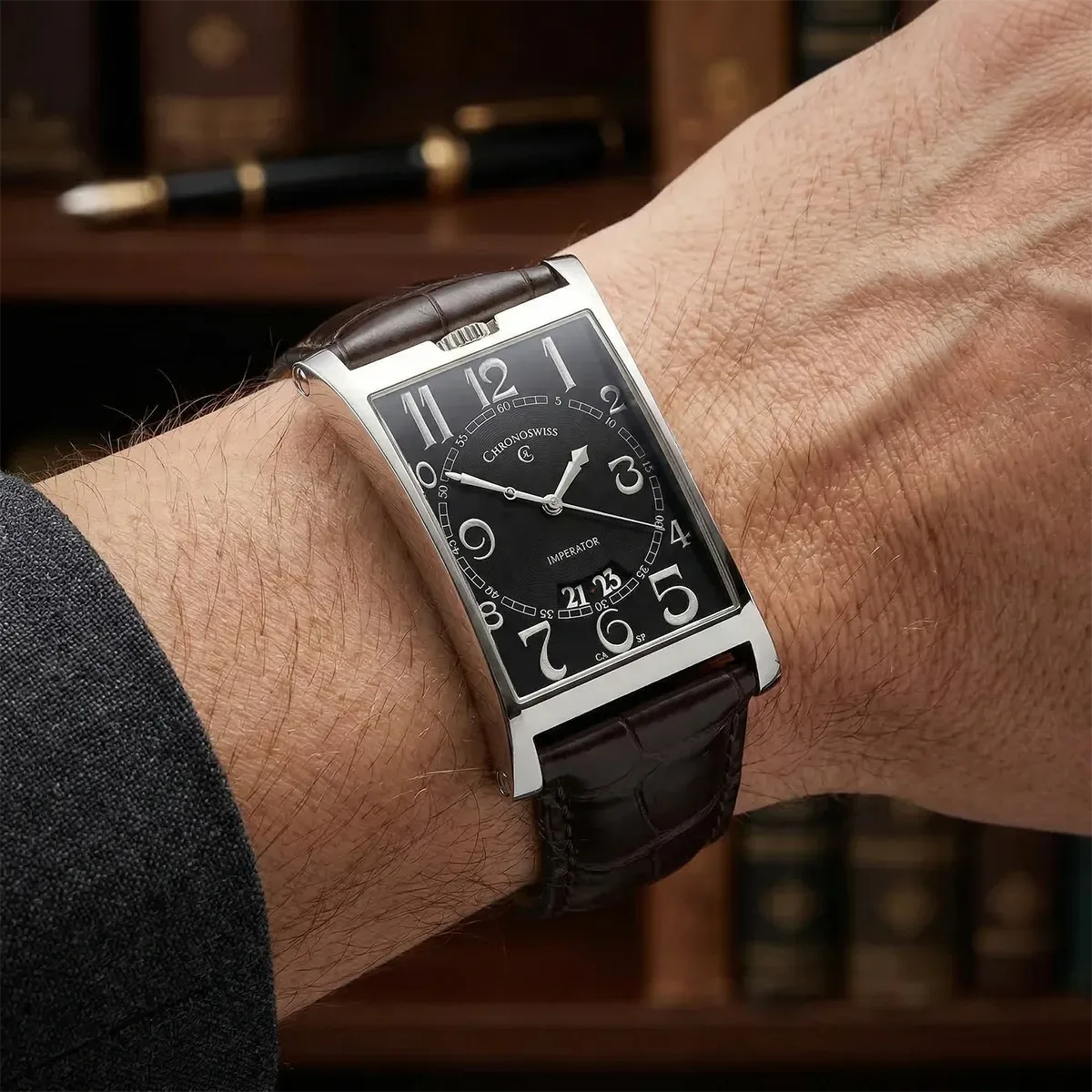 CHRONOSWISS Imperia Imperator Edelstahl CH2873 Getragen Wristshot