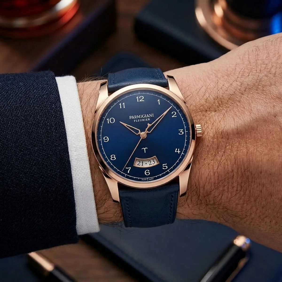 Parmigiani Fleurier Tonda Treccani red gold blue dial Wristshot
