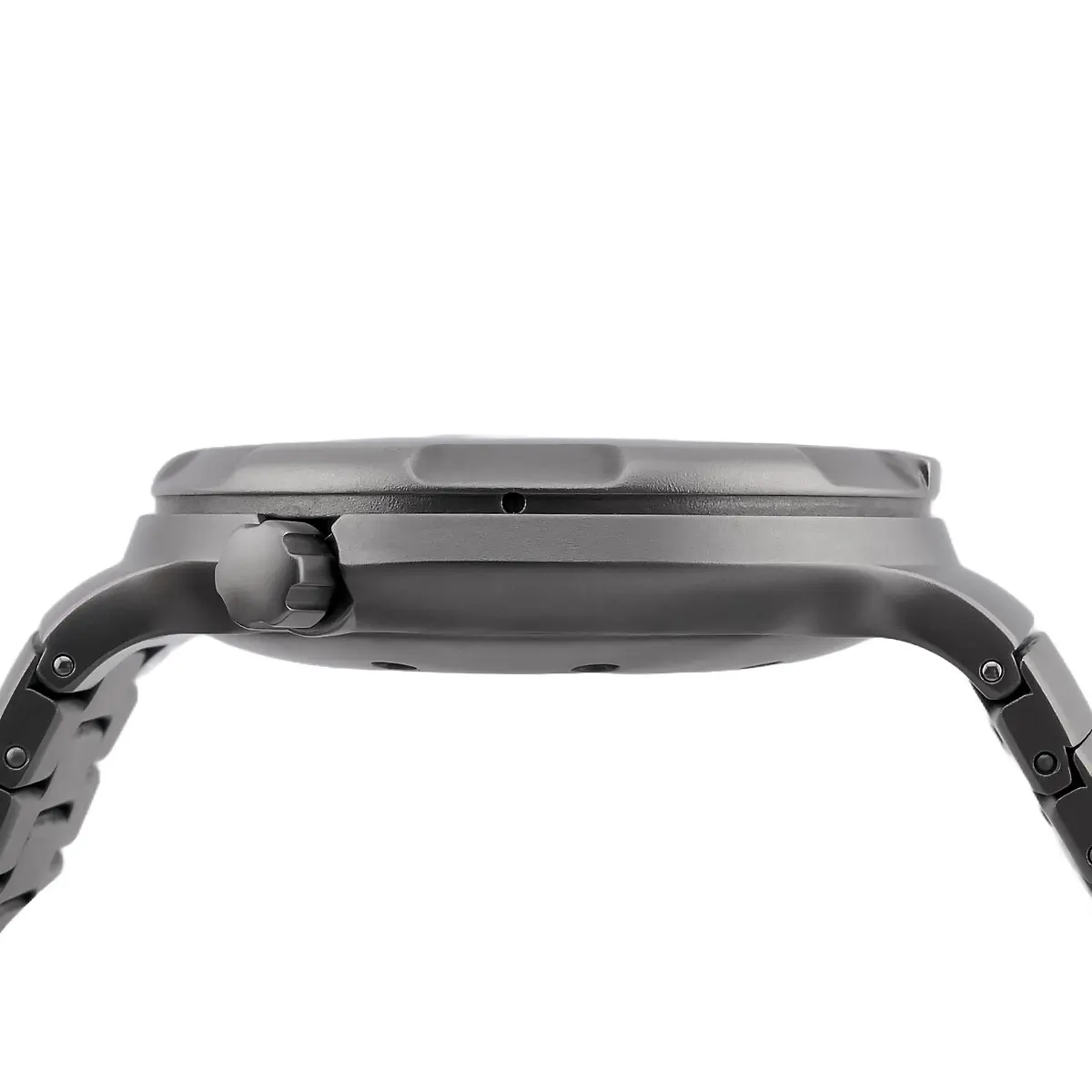 IWC Porsche Design screw-down crown Detail