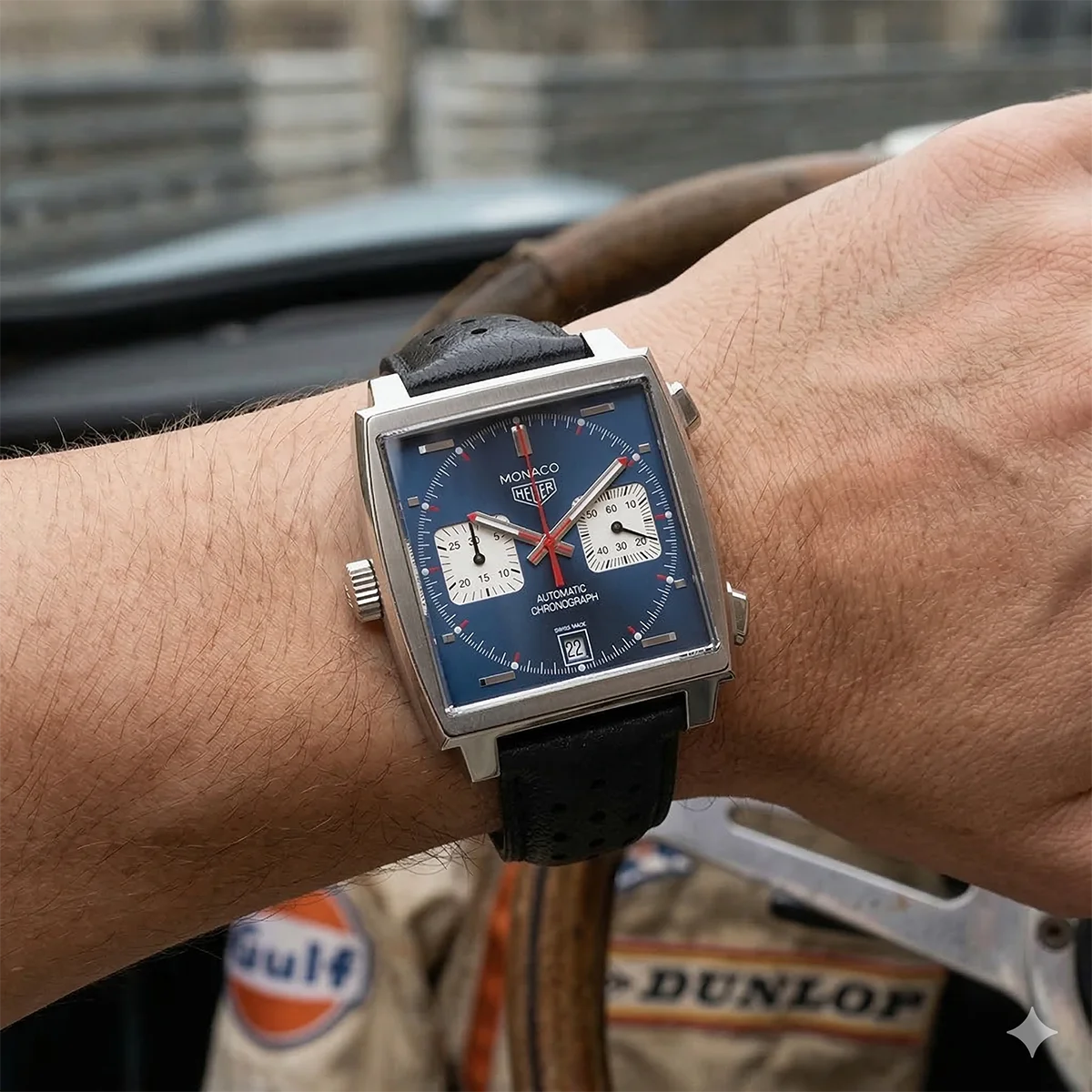 TAG Heuer Monaco Edelstahl Blau CAW211P.FC6356 Sehr gut Wristshot